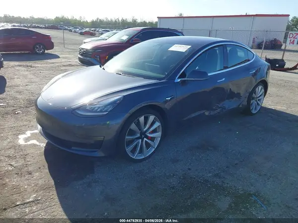 5YJ3E1EB7JF083217 2018 TESLA MODEL 3 - Image 2