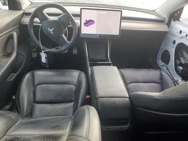 5YJ3E1EB7JF084237 2018 TESLA MODEL 3 - Image 8