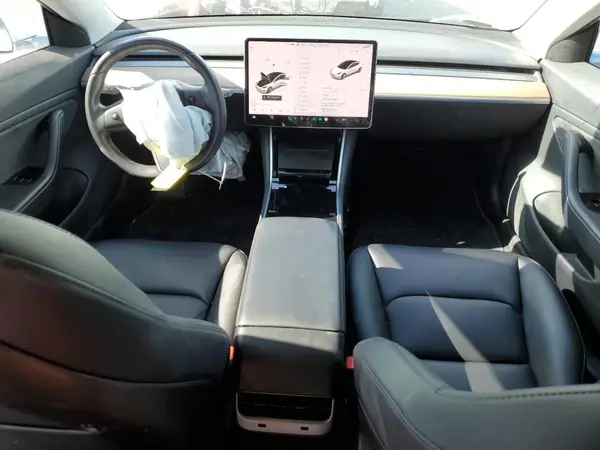 5YJ3E1EB7JF084271 2018 TESLA MODEL 3 - Image 8