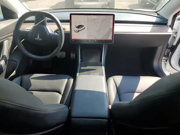 5YJ3E1EB7JF084352 2018 TESLA MODEL 3 - Image 8