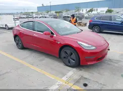 5YJ3E1EB7JF085002 2018 TESLA MODEL 3