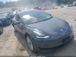 5YJ3E1EB7JF086795 2018 TESLA MODEL 3