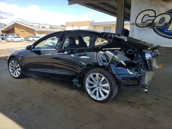 5YJ3E1EB7JF086800 2018 TESLA MODEL 3 - Image 2