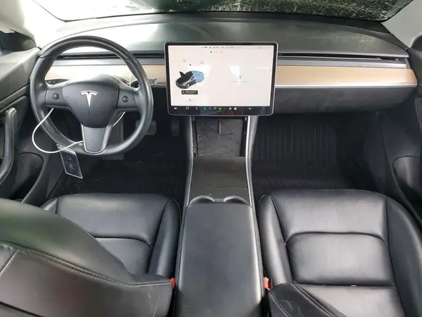 5YJ3E1EB7JF087168 2018 TESLA MODEL 3 - Image 8