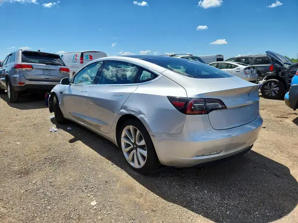 5YJ3E1EB7JF087512 2018 TESLA MODEL 3 - Image 2
