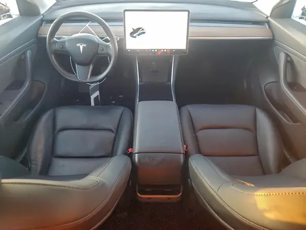 5YJ3E1EB7JF088207 2018 TESLA MODEL 3 - Image 8