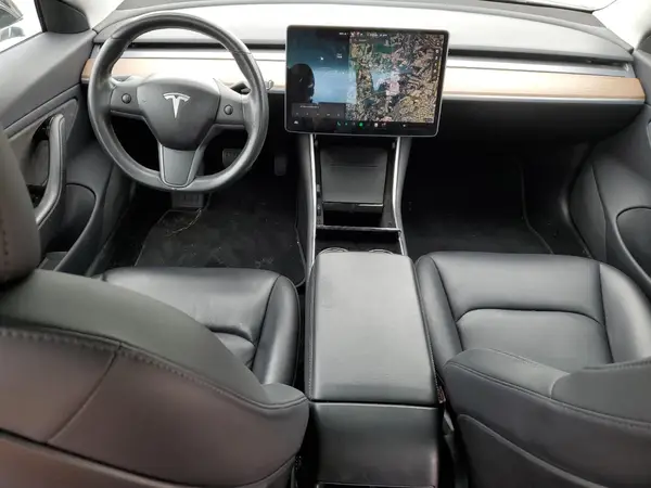 5YJ3E1EB7JF089647 2018 TESLA MODEL 3 - Image 8