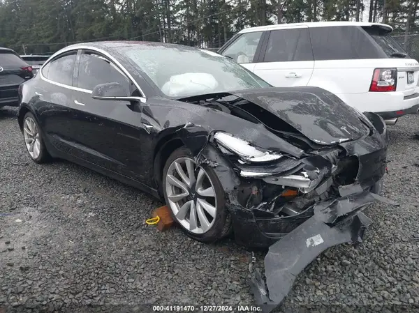 5YJ3E1EB7JF090569 2018 TESLA MODEL 3 - Image 1