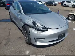 5YJ3E1EB7JF091236 2018 TESLA MODEL 3