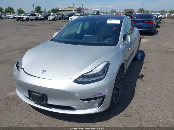 5YJ3E1EB7JF091236 2018 TESLA MODEL 3 - Image 2