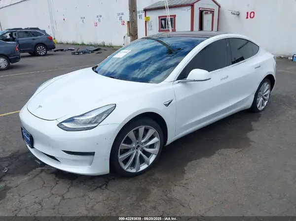 5YJ3E1EB7JF092550 2018 TESLA MODEL 3 - Image 2