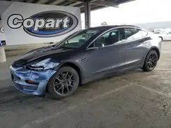 5YJ3E1EB7JF093276 2018 TESLA MODEL 3