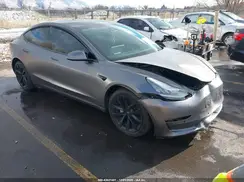 5YJ3E1EB7JF094007 2018 TESLA MODEL 3