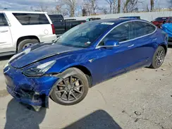 5YJ3E1EB7JF094489 2018 TESLA MODEL 3