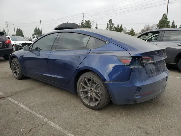 5YJ3E1EB7JF096632 2018 TESLA MODEL 3 - Image 2