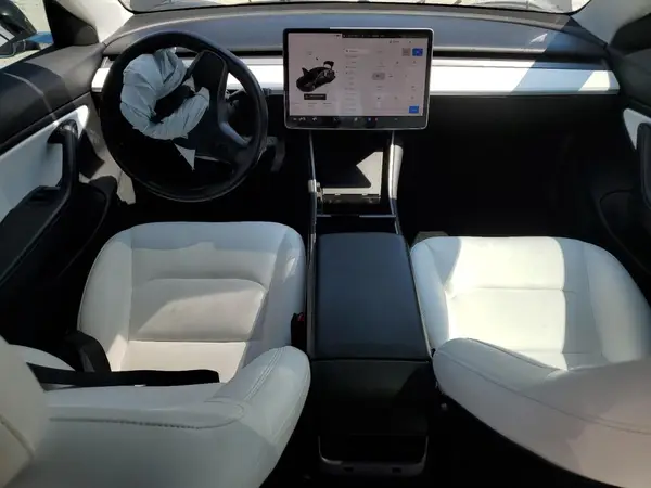 5YJ3E1EB7JF100291 2018 TESLA MODEL 3 - Image 8