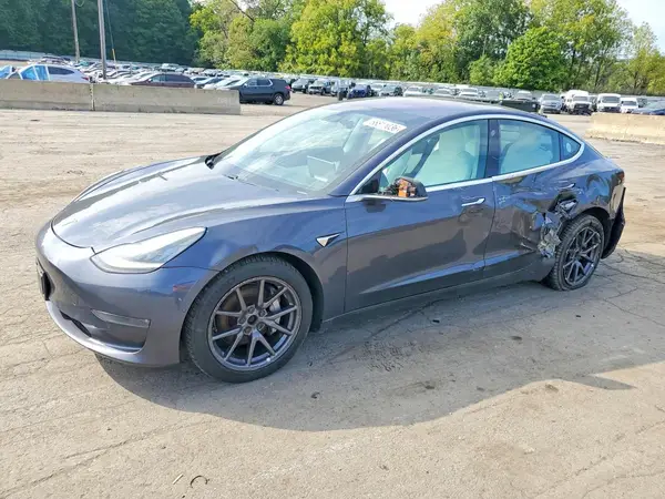 5YJ3E1EB7JF100498 2018 TESLA MODEL 3 - Image 1