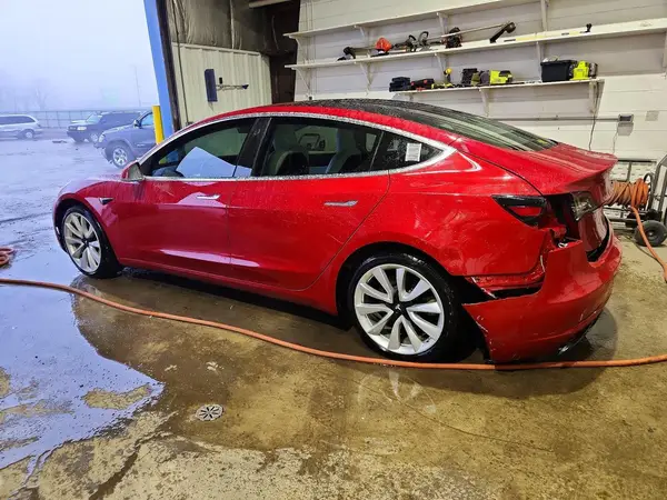 5YJ3E1EB7JF100744 2018 TESLA MODEL 3 - Image 2
