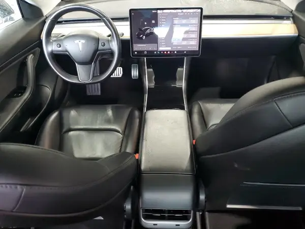 5YJ3E1EB7JF105443 2018 TESLA MODEL 3 - Image 8