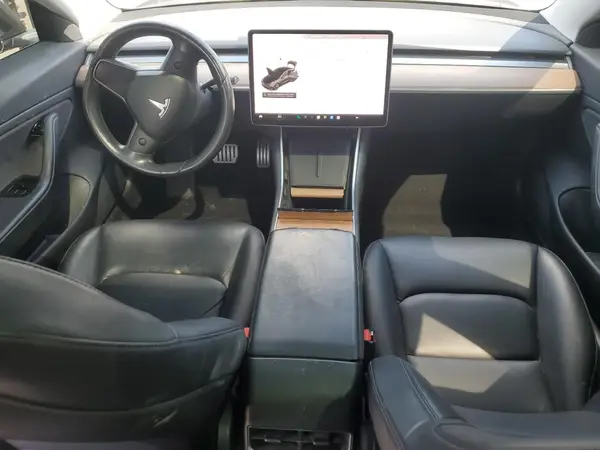 5YJ3E1EB7JF105815 2018 TESLA MODEL 3 - Image 8