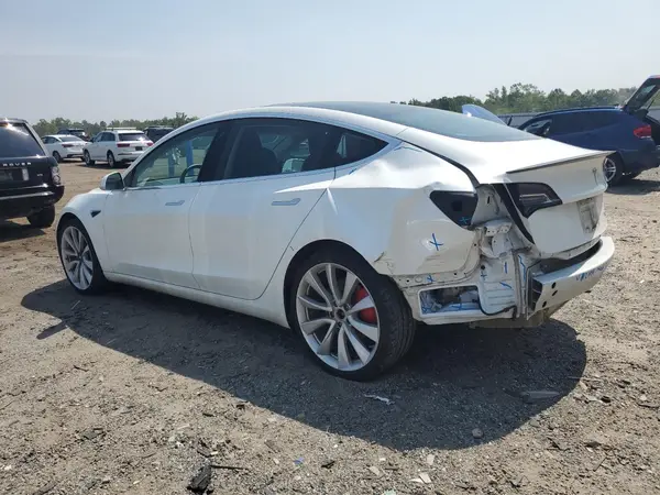 5YJ3E1EB7JF107810 2018 TESLA MODEL 3 - Image 2