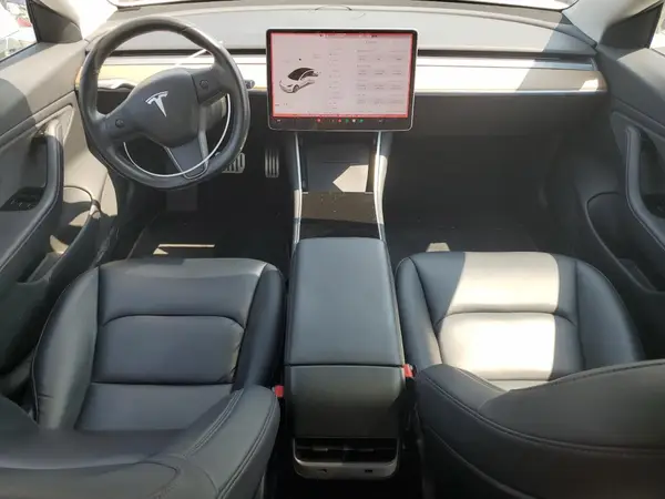 5YJ3E1EB7JF107810 2018 TESLA MODEL 3 - Image 8