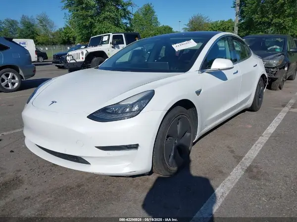 5YJ3E1EB7JF108455 2018 TESLA MODEL 3 - Image 2