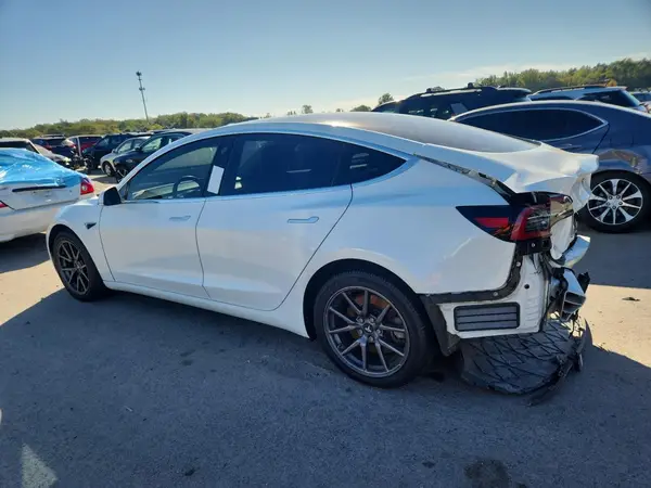 5YJ3E1EB7JF108634 2018 TESLA MODEL 3 - Image 2