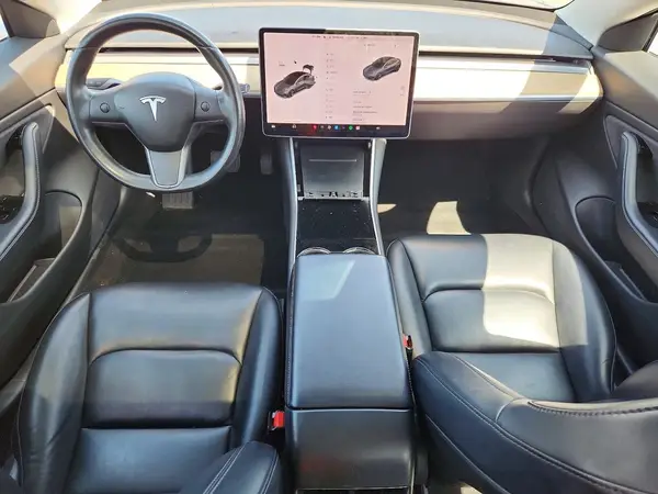 5YJ3E1EB7JF114370 2018 TESLA MODEL 3 - Image 8