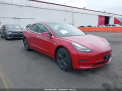 5YJ3E1EB7JF114661 2018 TESLA MODEL 3