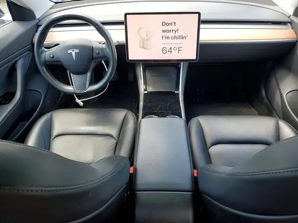 5YJ3E1EB7JF115373 2018 TESLA MODEL 3 - Image 8