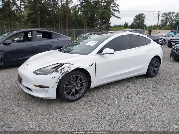 5YJ3E1EB7JF115437 2018 TESLA MODEL 3 - Image 2