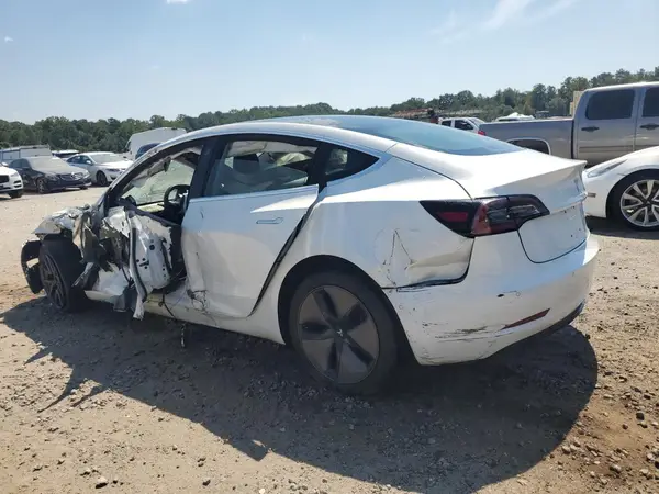 5YJ3E1EB7JF115468 2018 TESLA MODEL 3 - Image 2