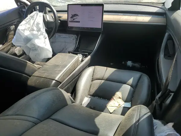 5YJ3E1EB7JF115468 2018 TESLA MODEL 3 - Image 8