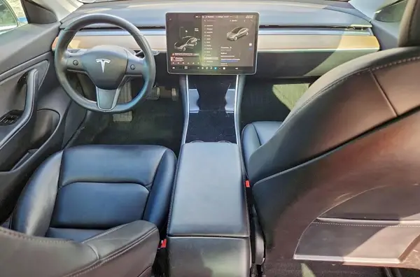5YJ3E1EB7JF115776 2018 TESLA MODEL 3 - Image 8
