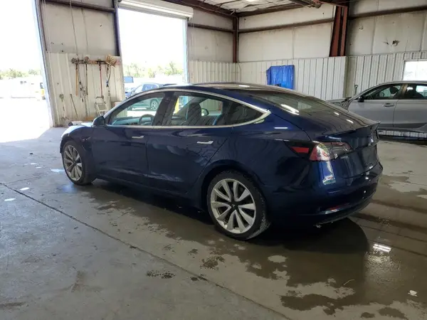 5YJ3E1EB7JF116054 2018 TESLA MODEL 3 - Image 2