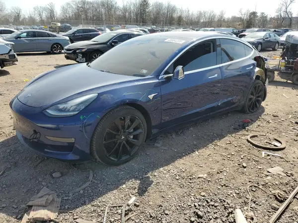 5YJ3E1EB7JF117396 2018 TESLA MODEL 3 - Image 1