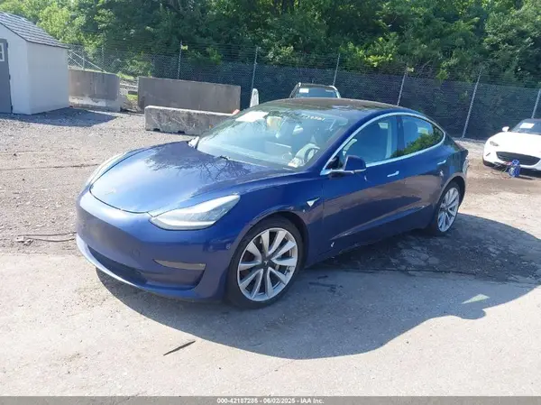 5YJ3E1EB7JF117561 2018 TESLA MODEL 3 - Image 2