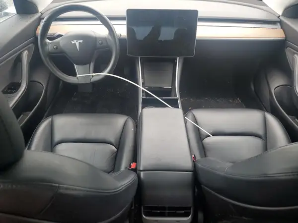 5YJ3E1EB7JF118967 2018 TESLA MODEL 3 - Image 8