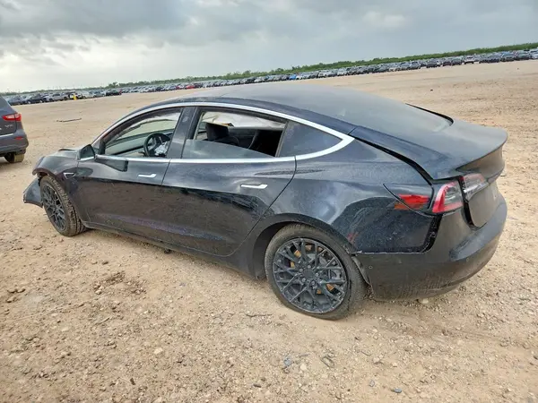 5YJ3E1EB7JF127412 2018 TESLA MODEL 3 - Image 2