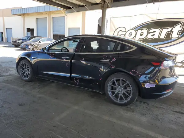 5YJ3E1EB7JF128902 2018 TESLA MODEL 3 - Image 2