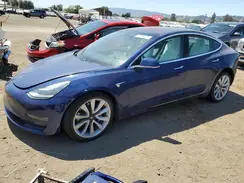 5YJ3E1EB7JF147840 2018 TESLA MODEL 3
