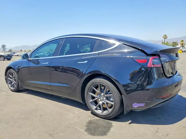 5YJ3E1EB7JF150284 2018 TESLA MODEL 3 - Image 2