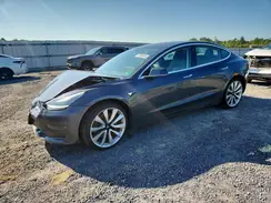 5YJ3E1EB7JF151371 2018 TESLA MODEL 3