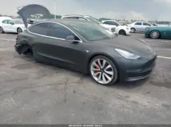 5YJ3E1EB7JF151516 2018 TESLA MODEL 3