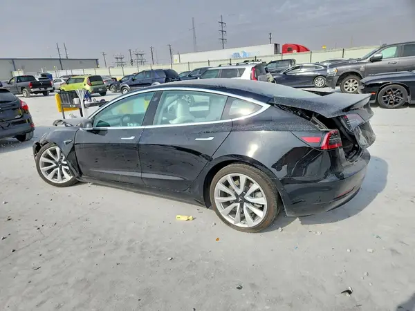 5YJ3E1EB7JF170776 2018 TESLA MODEL 3 - Image 2