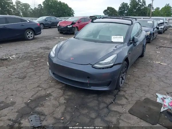 5YJ3E1EB7JF181101 2018 TESLA MODEL 3 - Image 2