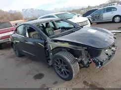 5YJ3E1EB7JF183723 2018 TESLA MODEL 3