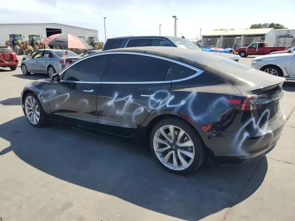 5YJ3E1EB7JF184712 2018 TESLA MODEL 3 - Image 2