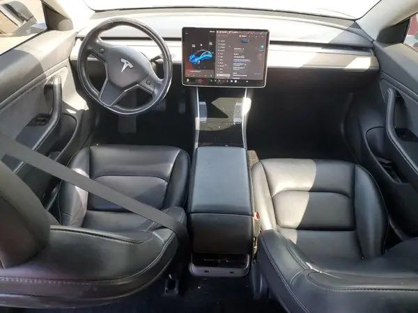 5YJ3E1EB7JF184712 2018 TESLA MODEL 3 - Image 8
